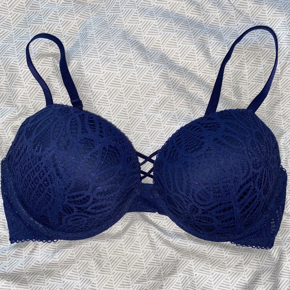 VS Navy Blue Lace Dream Angels Push Up Bra 36D